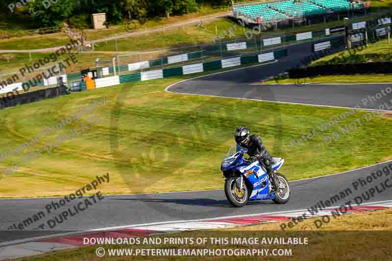 cadwell no limits trackday;cadwell park;cadwell park photographs;cadwell trackday photographs;enduro digital images;event digital images;eventdigitalimages;no limits trackdays;peter wileman photography;racing digital images;trackday digital images;trackday photos